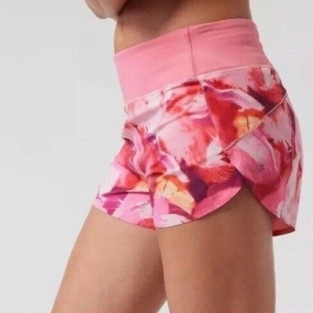 Athleta Printed "Run With It" Activewear Shorts Pink Size Medium‎